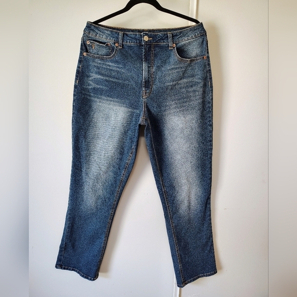 Frye women's high-rise tapered hem stretch jeans, Denim sz 10/30 oversized. - Picture 16 of 17